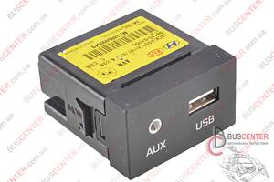 Разъем USB / AUX. OE: 96120G2050;