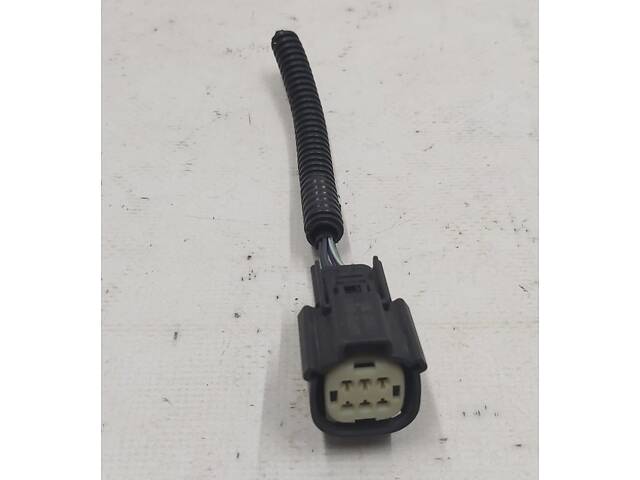 Разъём фары противотуманной x261/6pin Tesla model S 1004420