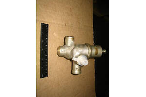 Регулятор давления воздуха с краном МАЗ (ПААЗ). 11.3512010-20