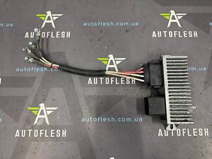 Реле свечей накаливания/ фишка свечей подогрева тосола 8200558438, 271206395R Renault Scenic III/ Megane III