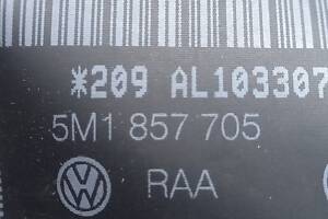 Ремінь безпеки передній лівий Volkswagen Golf Plus 2005-2014, 5M1857705