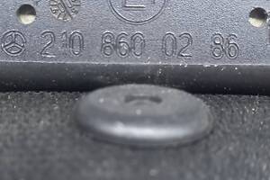 Ремінь безпеки передній правий Mercedes W210 1996-2002, 2108600286