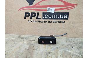 Renault Megane III 2008-2016 разъем AUX 280230001R