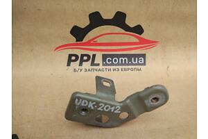 Renault Megane III 3 2008-2015 кронштейн крыла передний левый 6418103b