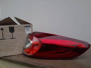 Renault (Original) 265500010R - Фонарь задний наружный правый на Рено Меган III (универсал)