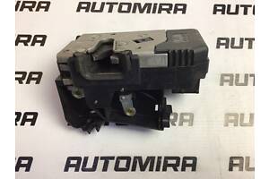 Замок левой передней двери Renault Trafic 2001-2014 8200008247