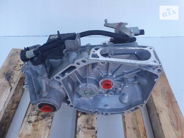 Renault ZOE MANUAL GEARBOX ручна RA0001 290K47909R