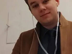 Репетитор з англійської мови.