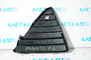 Грати переднього бампера ліва Ford Focus mk3 11-14 дорест мат, притиснута
