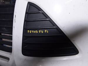 Решетка переднего бампера лев Ford Focus mk3 11-14 дорест мат CP9Z-17K946-A