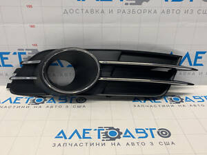 Решетка переднего бампера правая Audi A6 C7 16-18 рест под радар новый аналог Китай