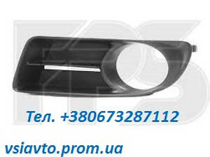 Решетка переднего бампера правая TOYOTA COROLLA 05-07 (E12 EUR)