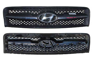 Решітка радіатора -08 863502E000 HYUNDAI Tucson JM 04-09