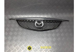 Решетка радиатора дорестайлинг C10050712 на Mazda Premacy 1999-2001 год