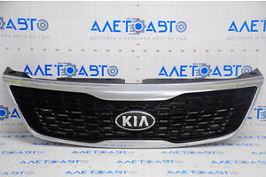 Решетка радиатора grill Kia Sorento 14-15 рест, тычки, трещины