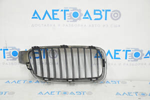 Решетка радиатора grill левая BMW 3 F30 4d 12-18 песок на хроме