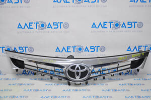 Решетка радиатора grill Toyota Avalon 13-15 3.5 с эмблемой, вздулся хром, тычки, песок