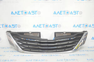 Решетка радиатора grill в сборе Toyota Sienna 11-14 LE, хром, песок