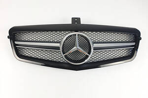 Решітка радіатора на Mercedes E-Class W212 2009-2013 рік AMG стиль (Сіра з чорною рамкою)