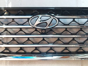 Решетка радиатора под камеру (Б/У) Hyundai Tucson 2018-2020 86350-D7630
