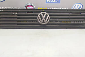 Решетка радиатора Volkswagen LT 28-46 1996-2006 281853653E