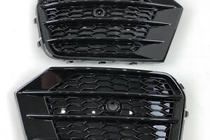 Грати переднього бампера Audi Q3 2014-2018год Чорні (в стилі S-Line)
