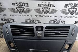 Решітка дефлектора центральна 9683265580, 9683265680 Citroen C4 Grand Picasso