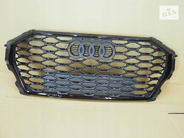 Решетка РЕШЕТКА AUDI Q3 83A S-LINE 83F853651 ABC