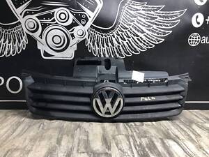 Решітка капота Volkswagen Polo 21616402