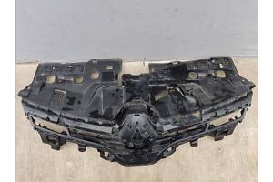 Решетка накладка радиатора переднего бампера Renault Clio 4 BH (2012-2016) 622561433R