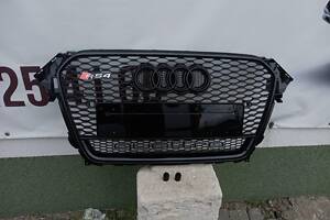 Решітка радіатора Audi A4 B8 2012-2015 стиль RS4 (чорна окантовка + Quattro)