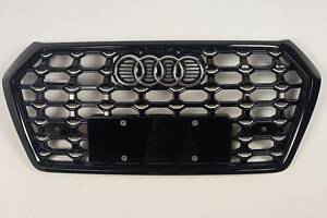 Решітка радіатора Audi Q5 2016-2020 стиль RSQ5