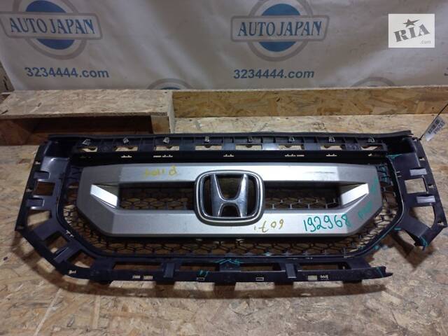 Решітка радіатора HONDA PILOT 08-15 75103-SZA-A01ZA