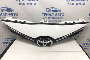 Решетка радиатора Toyota Avensis T27 2.0 DIESEL 2009 (б/у)