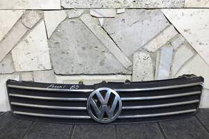 Решітка радіатора Volkswagen Passat B5 3B0853653C 4669