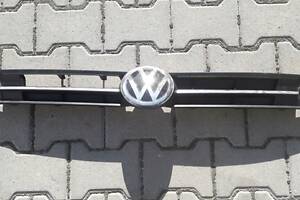 Решітка центральна під радар VW Polo VI 2G 2G0853653L