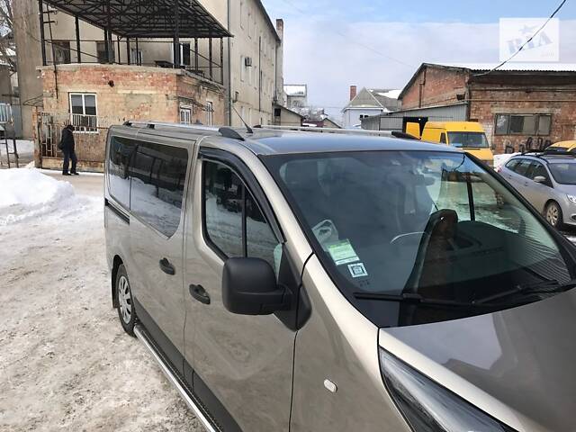 Рейлинги Хром Короткая, чугунные ножки для Renault Trafic 2015- гг - Фото 2