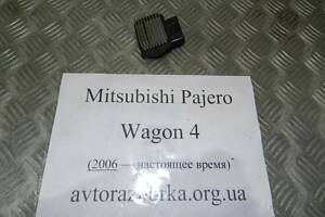 Резистор печки Mitsubishi Pajero Wagon 4 2006 (б/у)