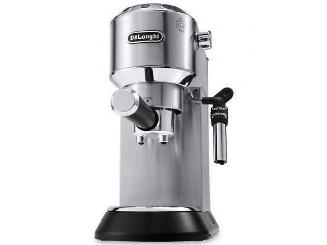 Рожкова кавоварка еспресо DeLonghi EC685.M - Фото 2