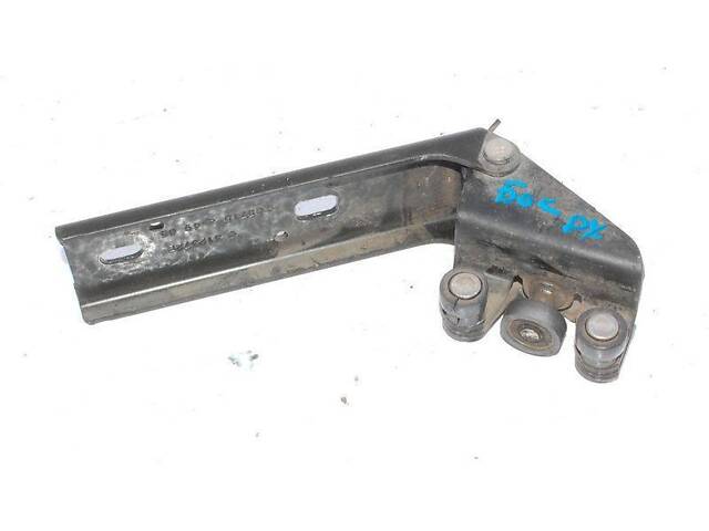 Ролик боковой двери средний правый 7700312372 RENAULT Trafic 00-14; NISSAN Primastar 02-14; OPEL Vivaro 01-14 - Фото 1