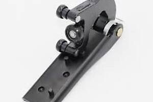 Ролик двери сдвижной правой центральный Nissan NV 400 2011- POLCAR 60N1Z-73A