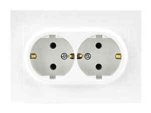 Розетка подвійна з заземленням біла KARELL