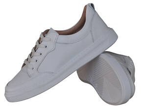 Розміри 37, 38, 39, 40 Демісезонні шкіряні мокасини Mermaid, білі, на підошві з піни, легкі та комфортні