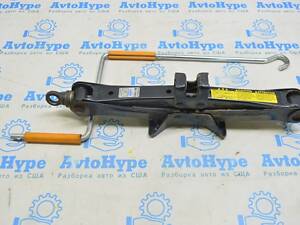 Ручка домкрата Lexus GS300 GS350 GS430 GS450h 06-11 тип 1 09113-22020