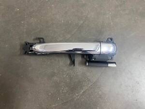 Ручка двери передняя правая Lexus RX 300 RX 330 RX 350 RX 400H 03-08г. 69210-58010/6921058010