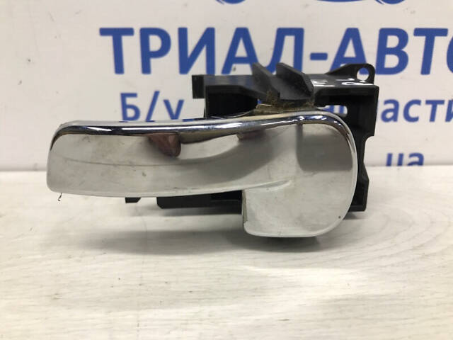 Ручка дверей внутрішня ліва Nissan Pathfinder R51 2.5 DIESEL YD25DDTI 2004 (б/у) - Фото 1