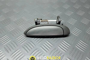 Ручка двери левой наружная задняя 7700842847 на Renault Megane I, Scenic I 1995-2003 год