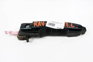 Ручка дверей зовні лев перед Toyota RAV-4 II 2000-2005 6920242010