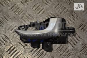 Ручка двери внутренняя передняя правая Hyundai i30 2012-2017 8262