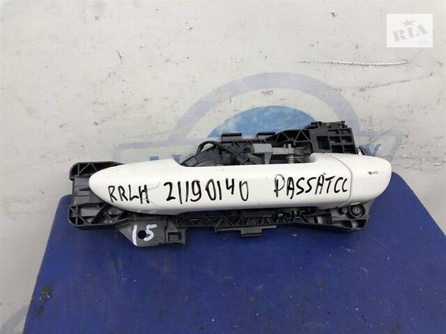 Ручка двері зовнішня задн. лів. VOLKSWAGEN PASSAT CC 08-12 3C0 837 205